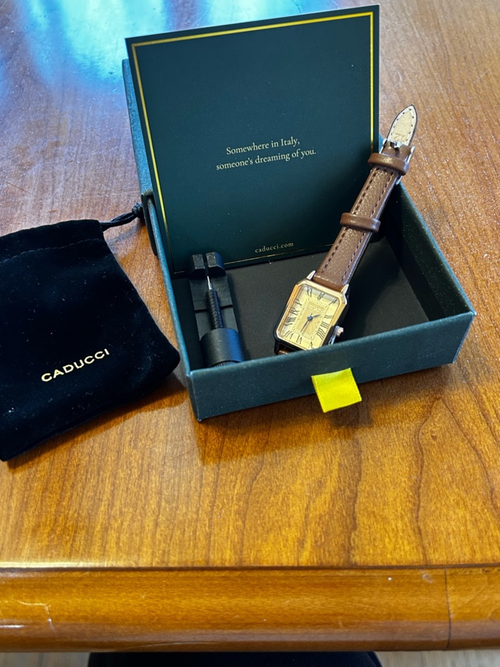 Women’s Caducci "Lucky Fox" Vintage-Style Rectangular Watch – Brand New in Box - Picture 3 of 7